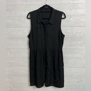 No Label Women’s Black Sheer Sleeveless Button Down Midi Dress. Size XL